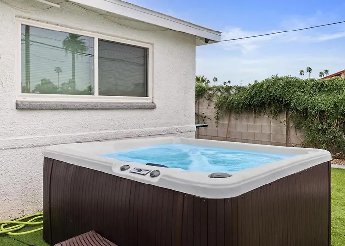 Retreat Pool Fire Pit Games Villa *