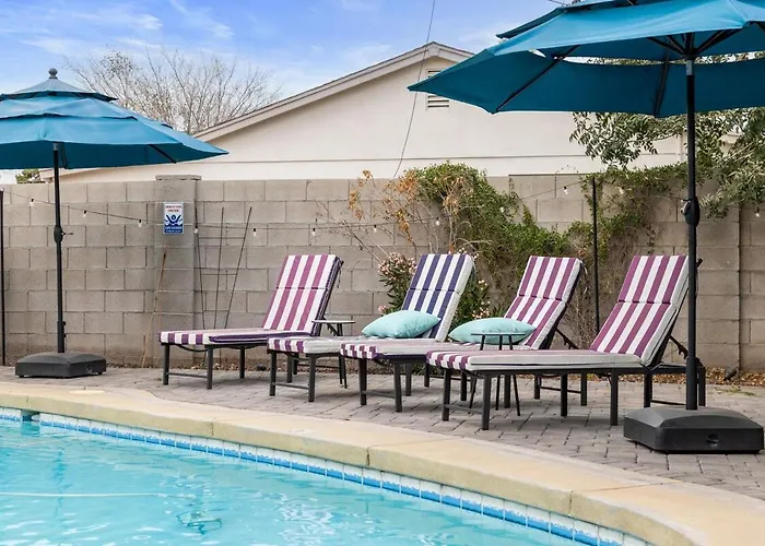 Retreat Pool Fire Pit Games Villa